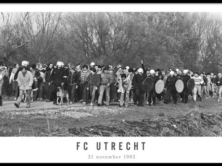 FC Utrecht supporters  82 Online